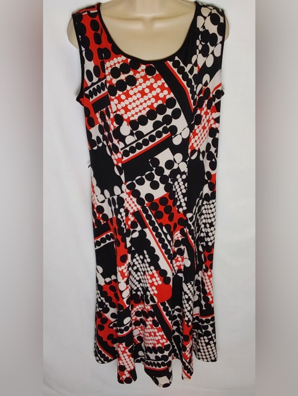 Perceptions Sleeveless Maxi Dress in Black, Red & White Geometric Print